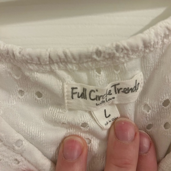 White Eyelet Ruffle Top - Picture 2 of 4